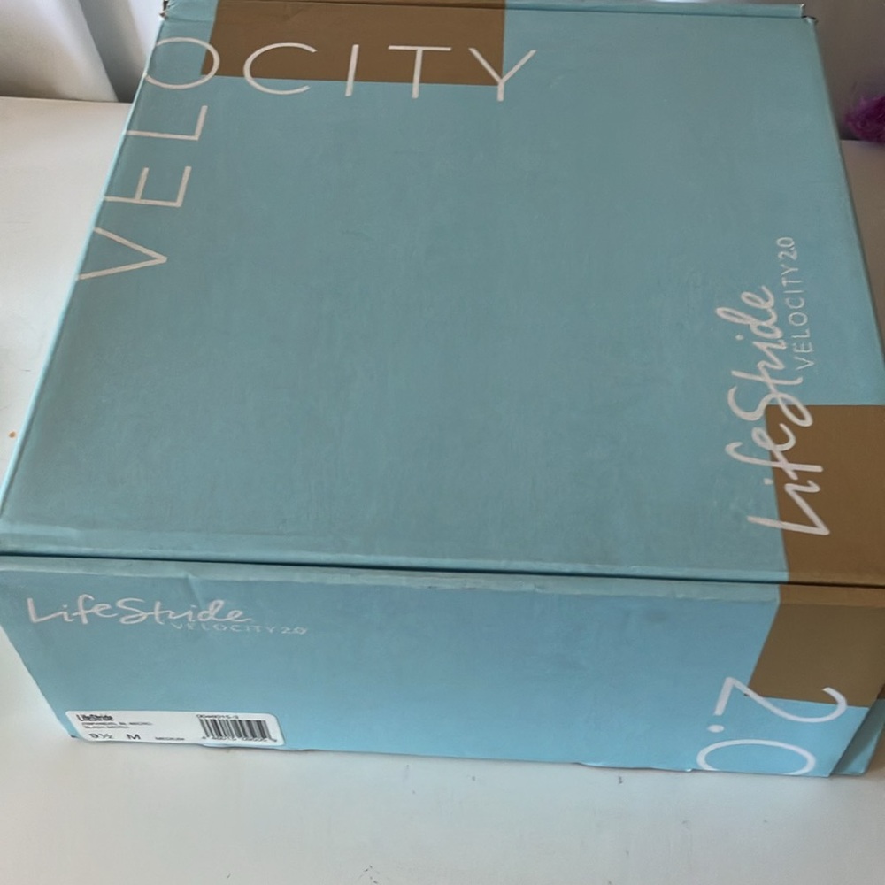 NIB LifeStride Velocity 2.0 Zinfandel Wedge Bootie - Picture 6 of 6